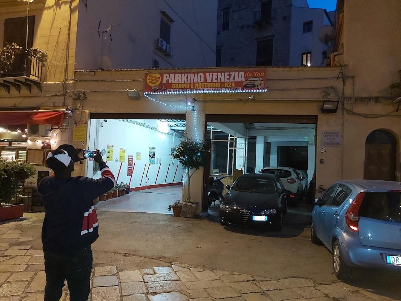 Bb 22 Palace Palermo Exterior photo